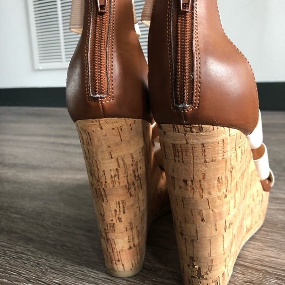 Steve Madden Selinah Strappy Cork Wedge Platform - Picture 5 of 8